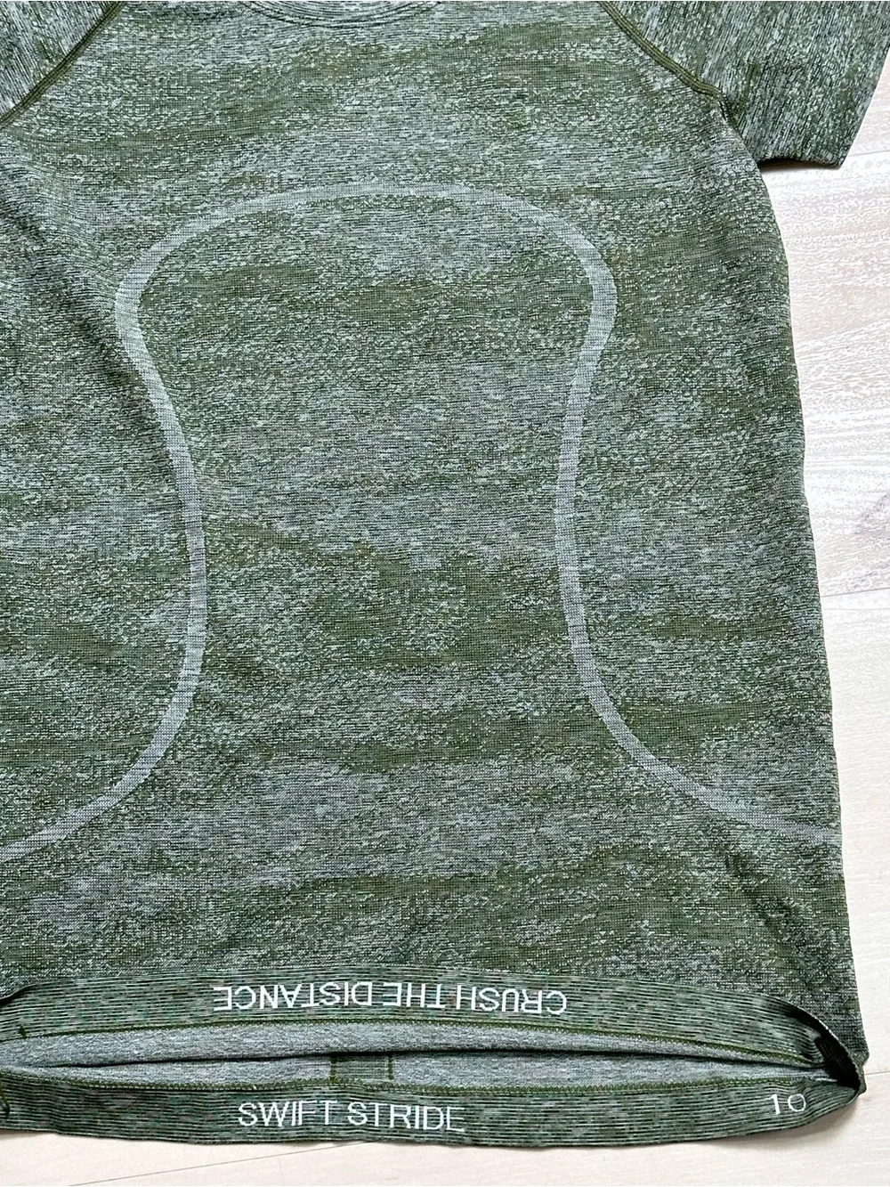 Lululemon Swiftly Speed Short Sleeve White Everglades Black Field Green Sz 10 - Picture 7 of 12